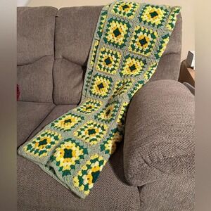 Handmade Afghan Vintage Granny Square Gray Yellow Green Sunflower‎ Throw Blanket